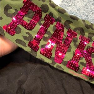 PINK by Victoria Secret cropped leggings